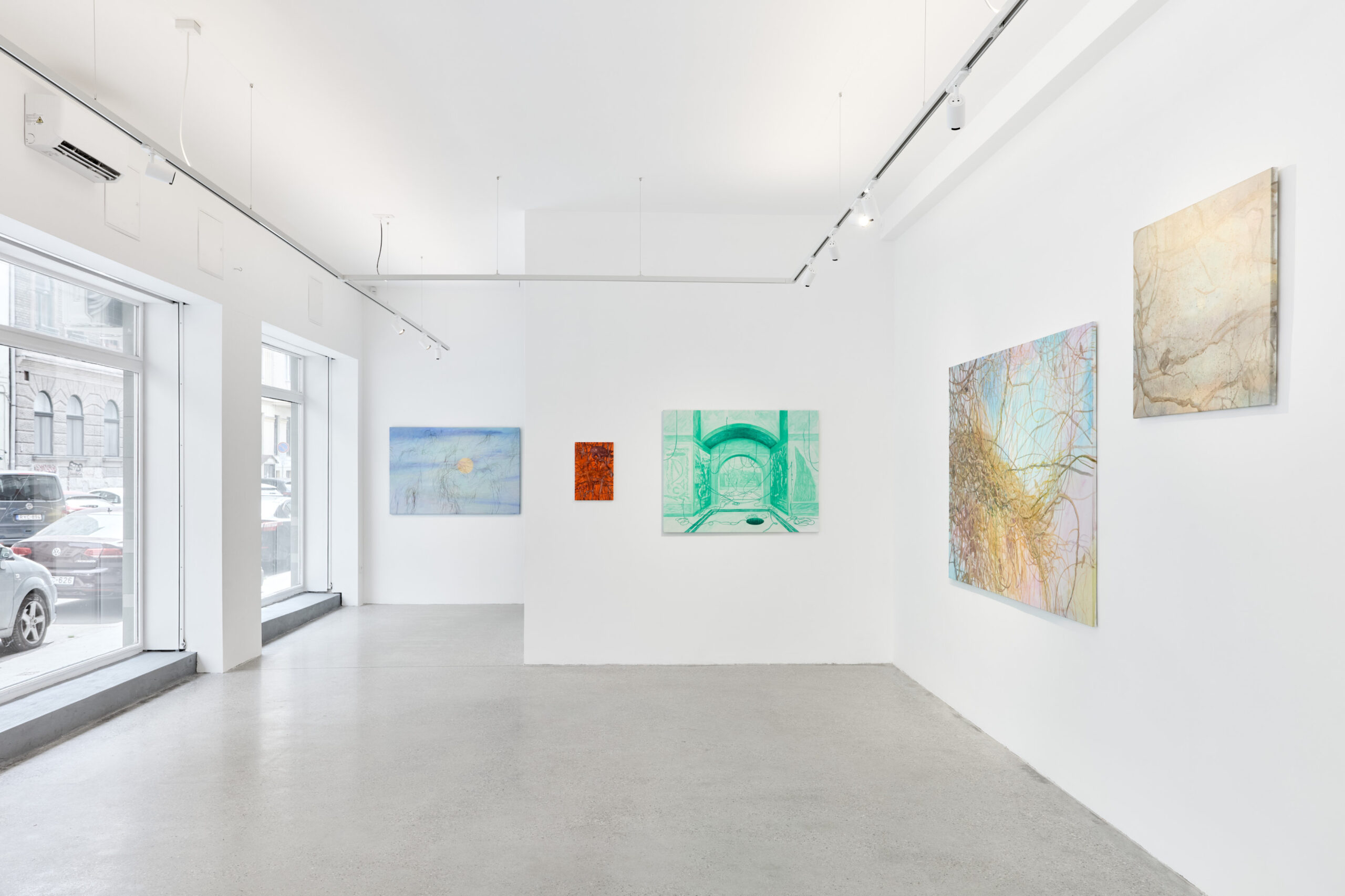 Kateryna Aliinyk, Dominika Trapp: ‘we swallowed an air like earth…’, installation view, 2026