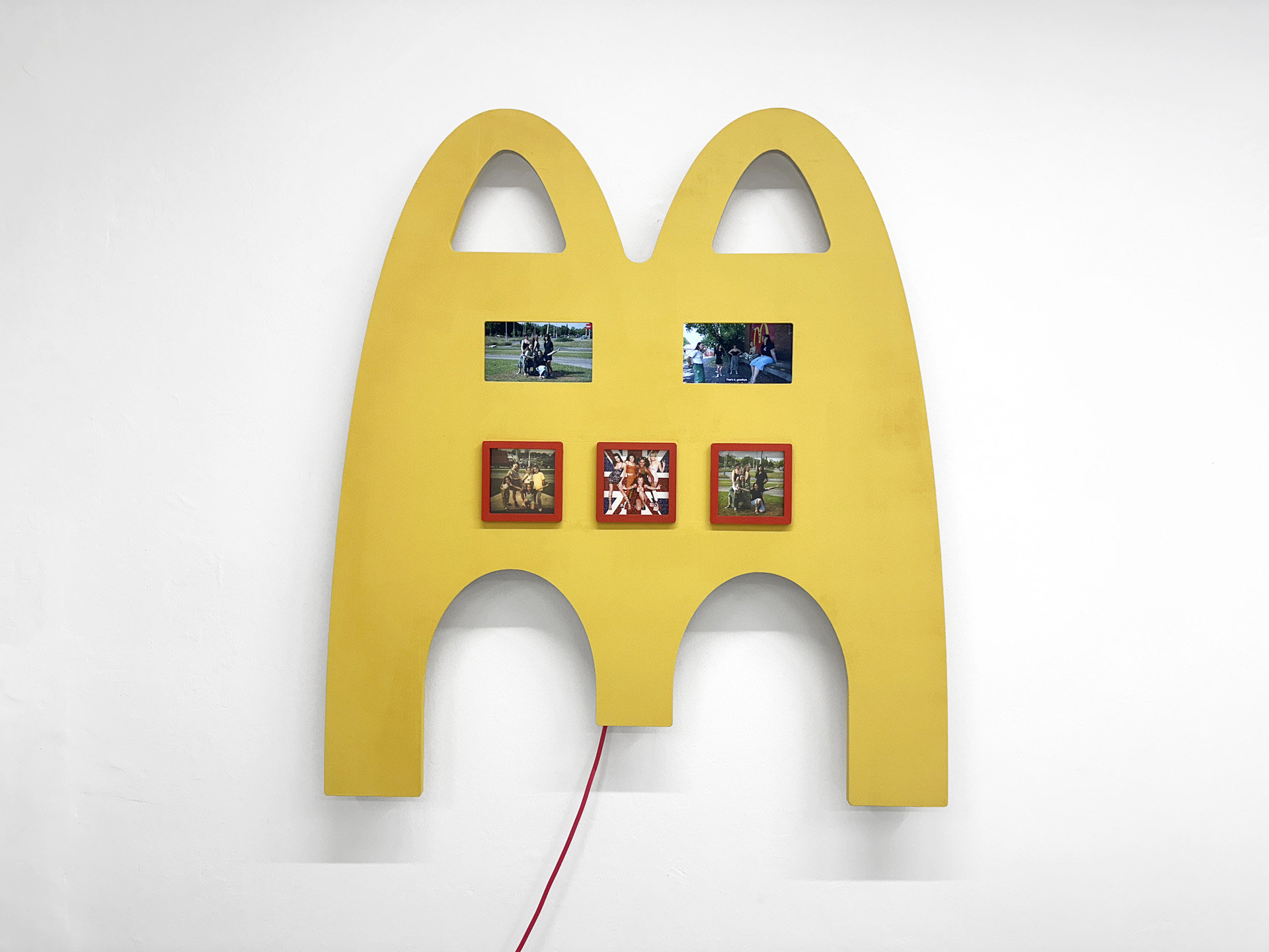 LITTLE GIRLS REUNION. Video installation, photo, video, wood, glass, 2025